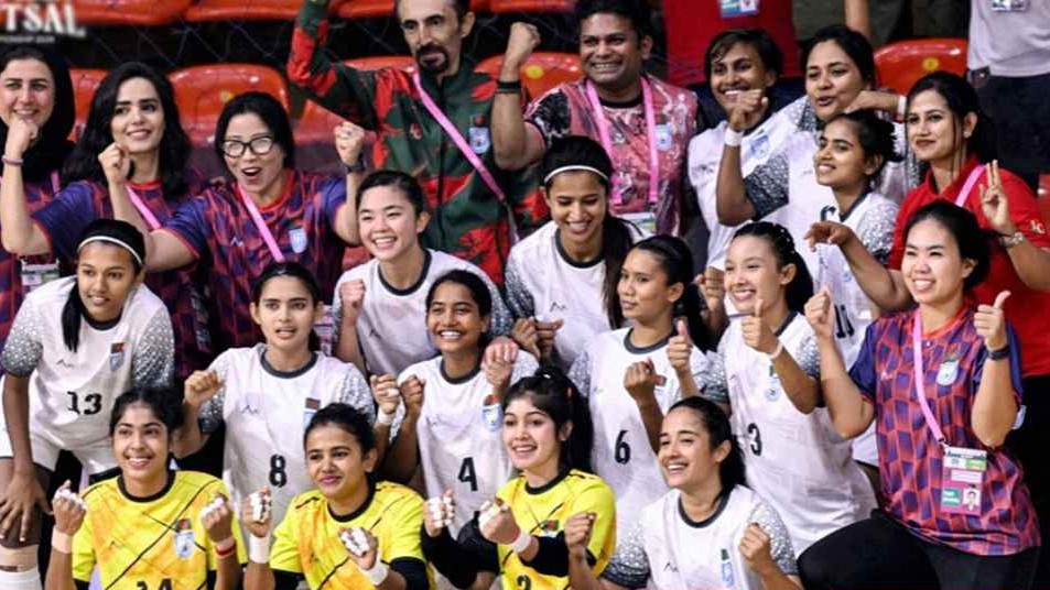 গোলের বন্যায় মালদ্বীপকে উড়িয়ে চ্যাম্পিয়ন বাংলাদেশ